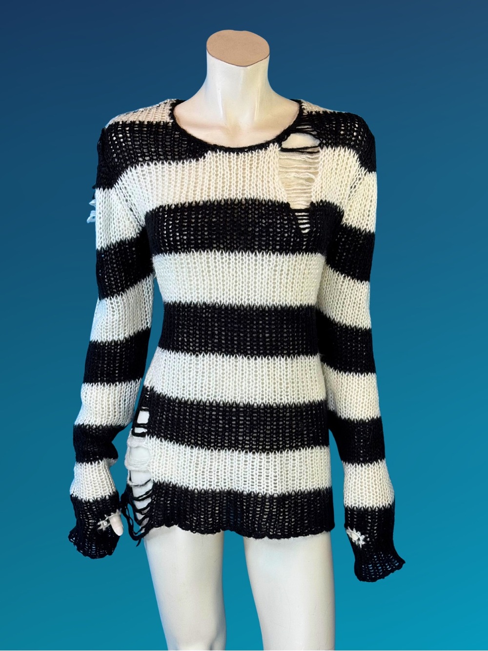Black & White Striped Distressed Knit Sweater | S M